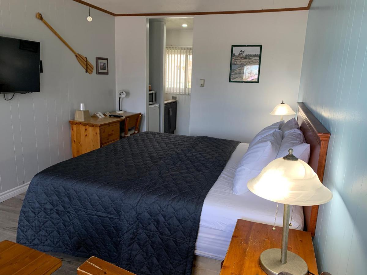 Town & Country Motel Parry Sound Exteriér fotografie