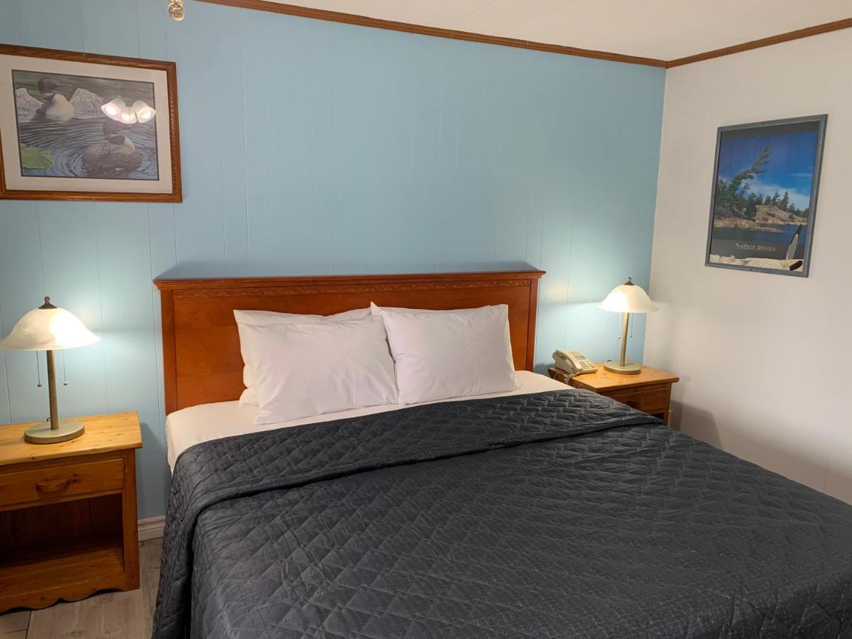 Town & Country Motel Parry Sound Exteriér fotografie