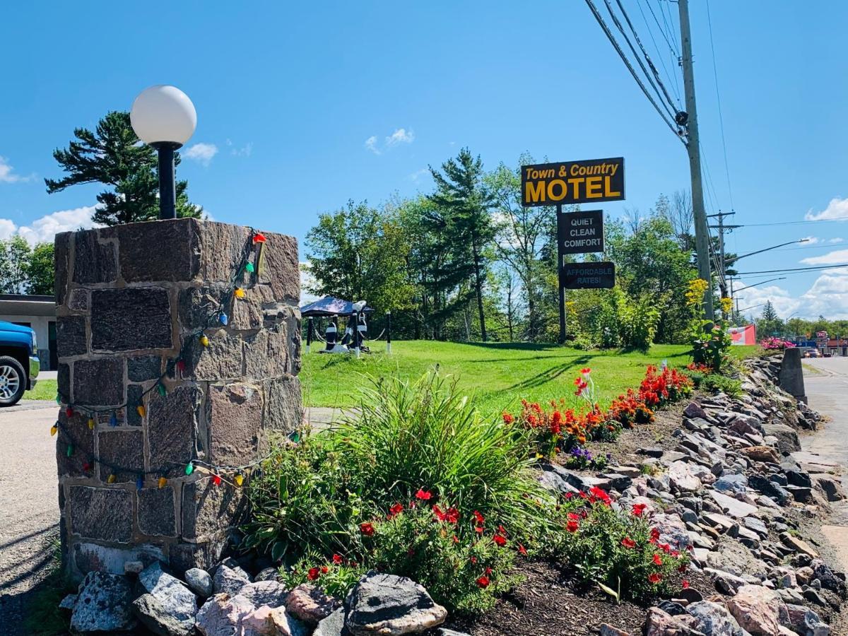 Town & Country Motel Parry Sound Exteriér fotografie